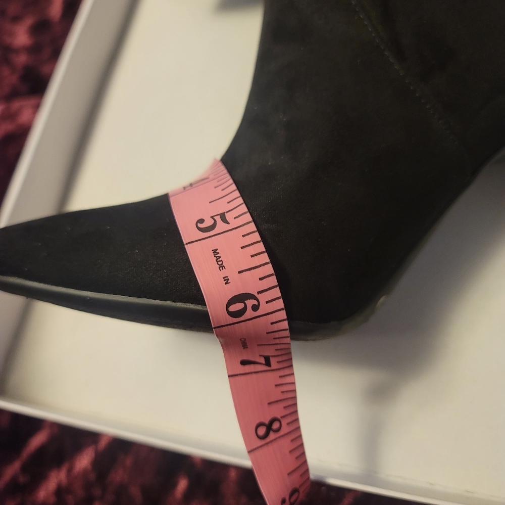 Jessica Simpson Black Slouchy Pointed-Toe Stiletto Boots - Picture 11 of 13